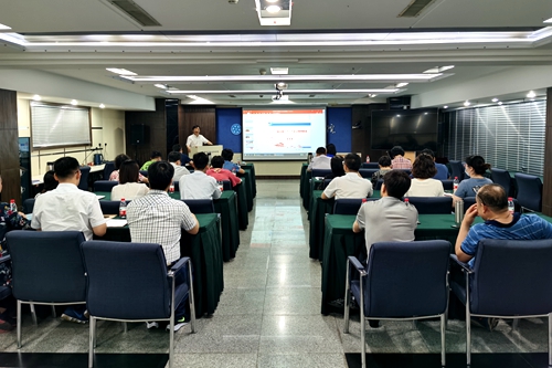 全國(guó)人大代表、沈陽(yáng)分院院長(zhǎng)韓恩厚傳達(dá)十三屆全國(guó)人大三次會(huì)議精神