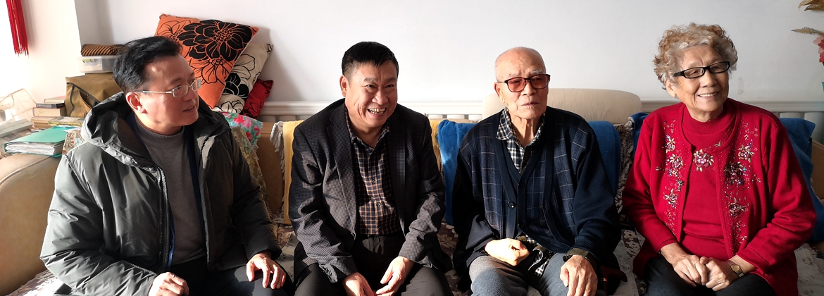 沈陽(yáng)分院領(lǐng)導(dǎo)走訪慰問(wèn)離退休老干部、困難黨員及困難職工