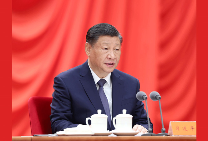 習(xí)近平作出重要指示強(qiáng)調(diào) 堅(jiān)持融入日常抓在經(jīng)常 把黨紀(jì)學(xué)習(xí)教育成果持續(xù)轉(zhuǎn)化為推動(dòng)高質(zhì)量發(fā)展的強(qiáng)大動(dòng)力